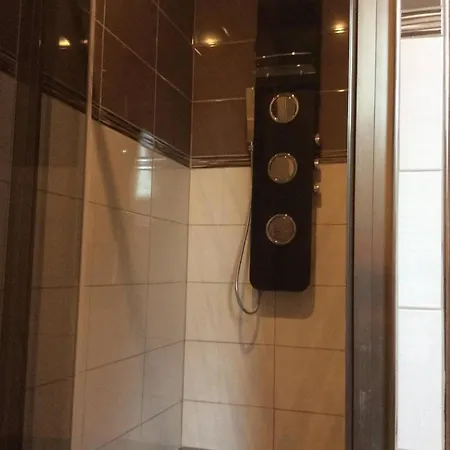 Les Nougats, Location 8 Personnes